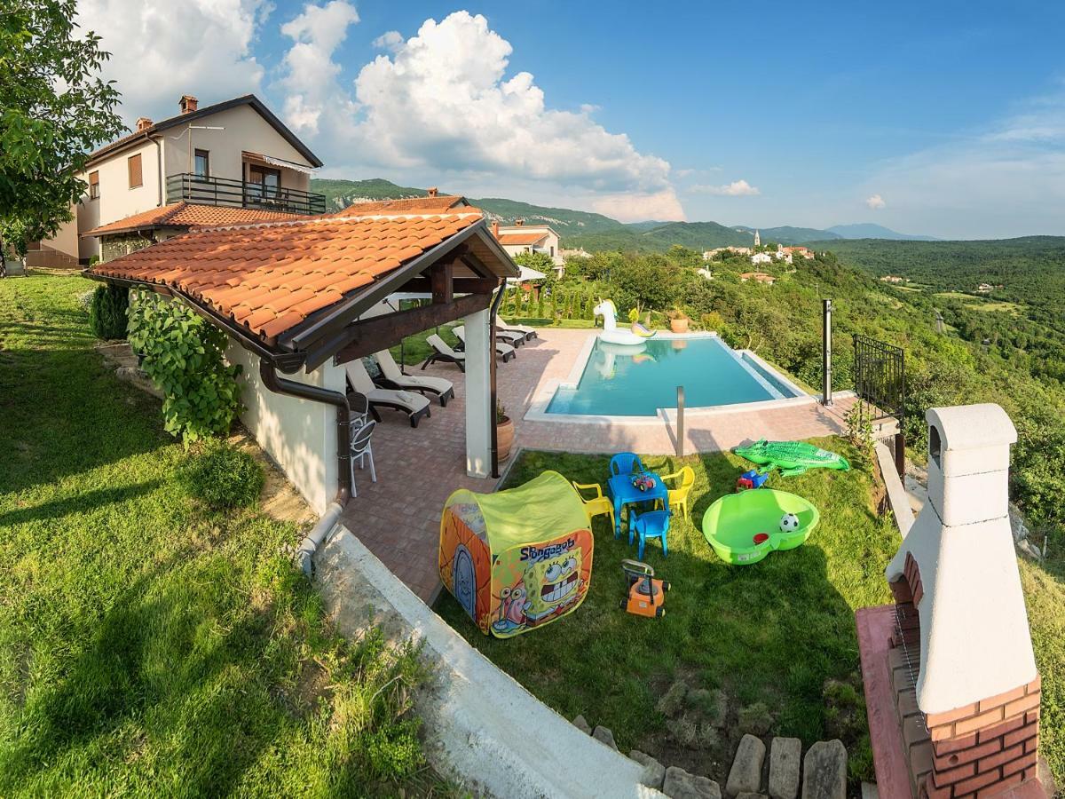 Roč Home Andrea With Infinity Salty Pool מראה חיצוני תמונה